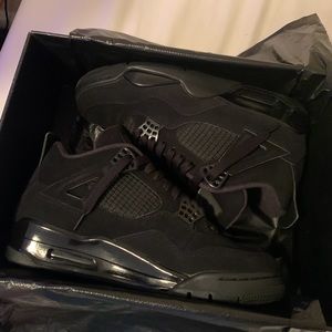 Jordan 4 Black cats